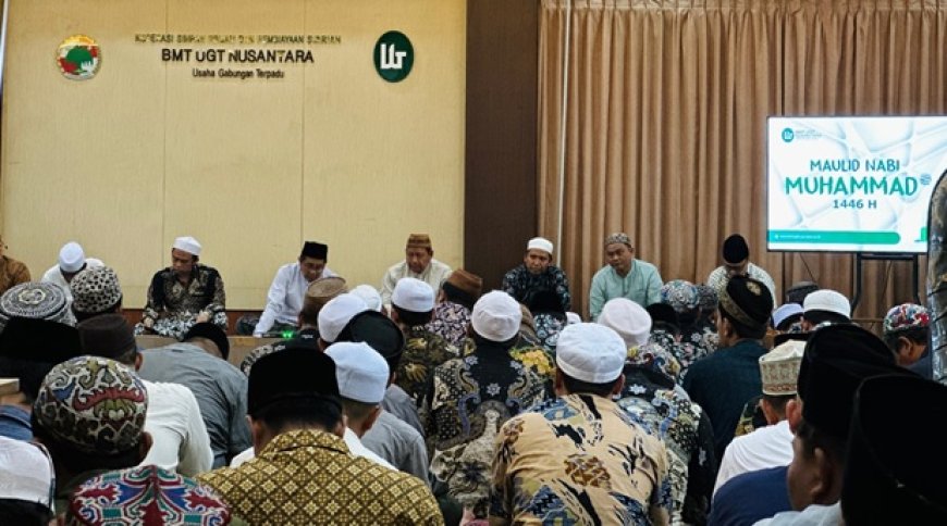 Memasuki Bulan Maulid, KSPPS BMT UGT Nusantara Peringati Maulid Nabi Muhammad SAW Bersama Masyarakat Sekitar Kantor