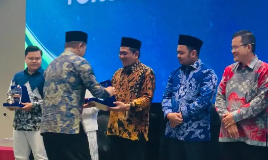 BMT UGT Nusantara Raih Penghargaan Tokoh Penggerak Koperasi Syariah dari Kementerian Koperasi RI