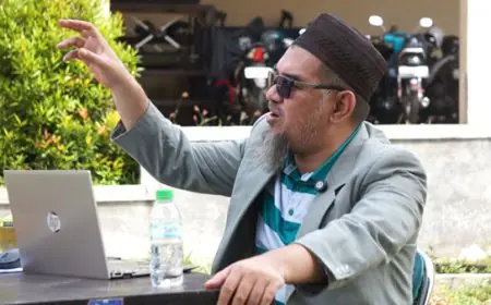Menggali Makna Bekerja Sebagai Ibadah Lewat Sifat Kuat dan Amanah