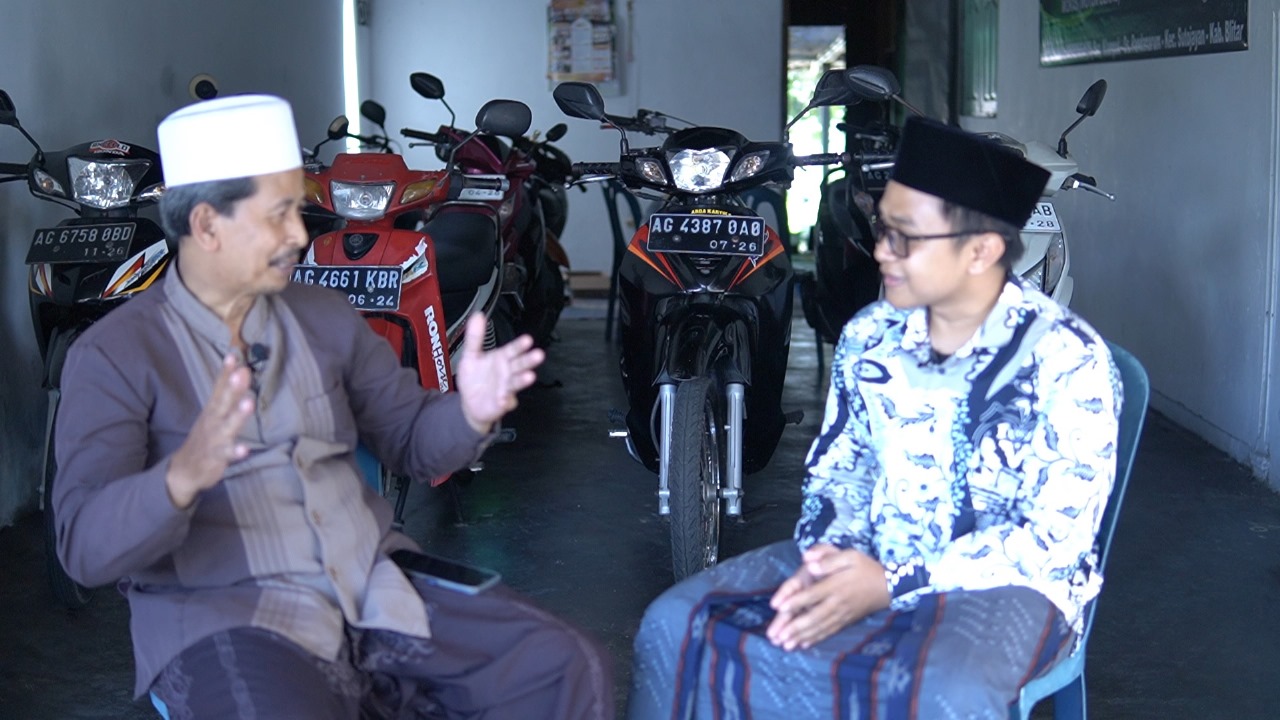 SUKSES KEMBANGKAN JUAL BELI SEPEDA MOTOR